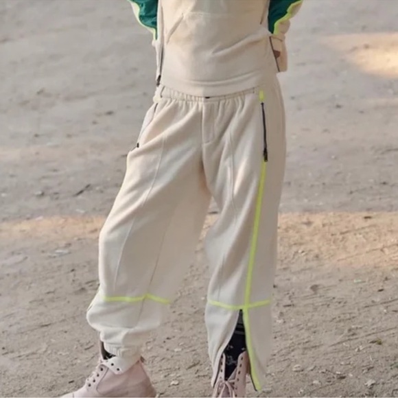 Free People! FP Movement Arena Fleece Joggers Pants In Beige/Neon Yellow NWOT! - Picture 6 of 14